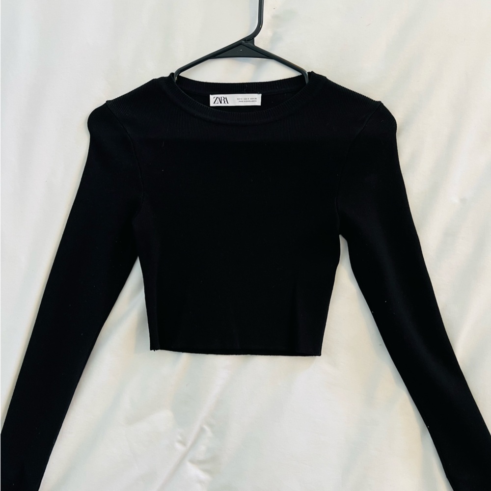 Knitted cropped long sleeve